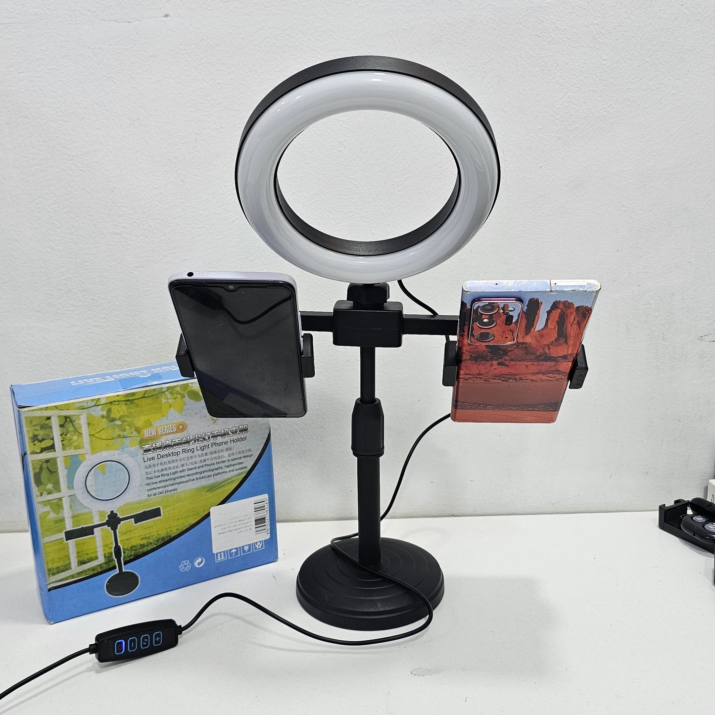 Ring light holder for 2 phones