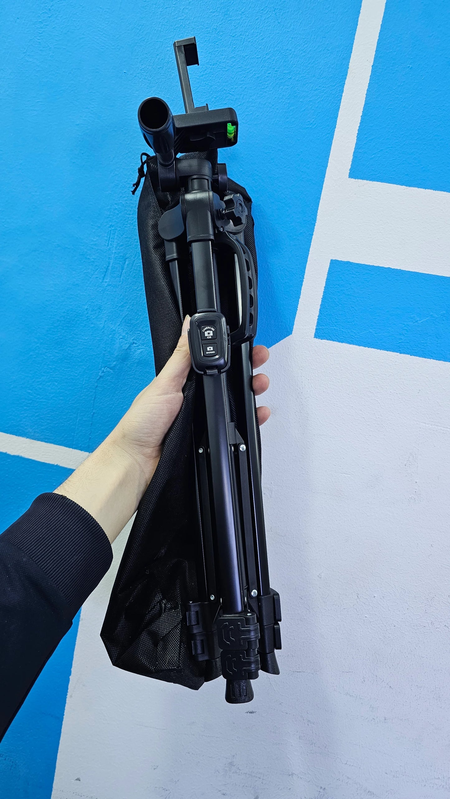 Tripod pro تريبود صوليد للهاتف و الكاميرا مع ريموت بلوتوث بسعر مناسب للجميع
